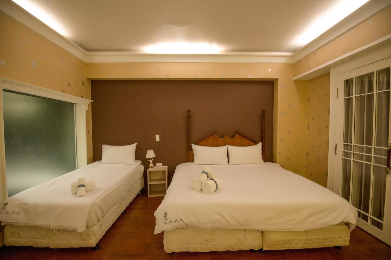 Kaohsiung Time'S Hotell Exteriör bild