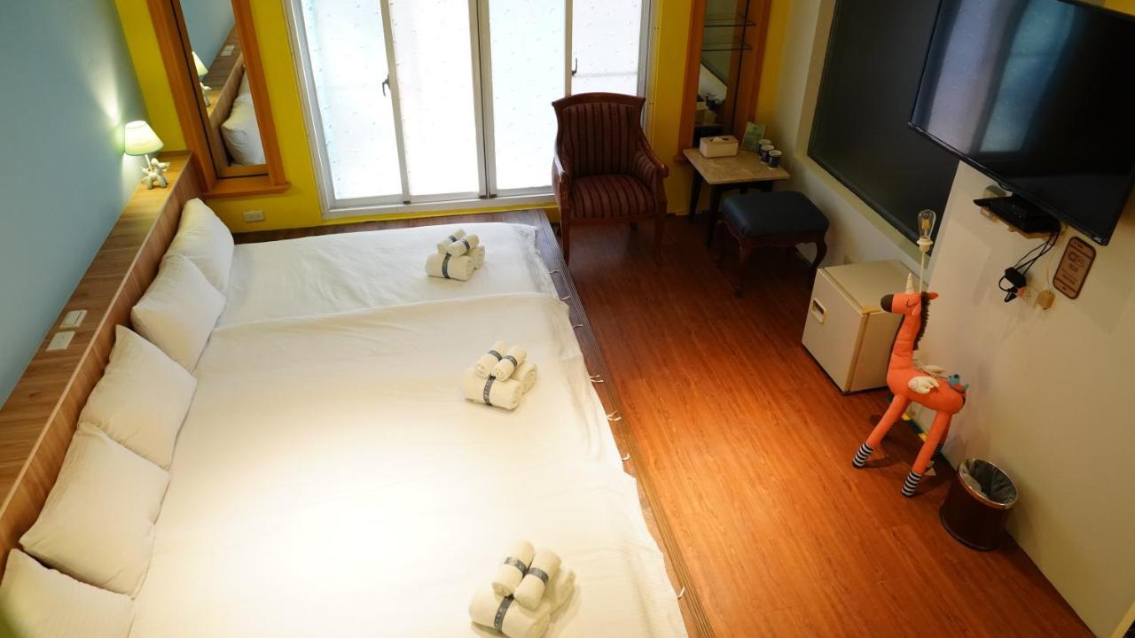 Kaohsiung Time'S Hotell Exteriör bild