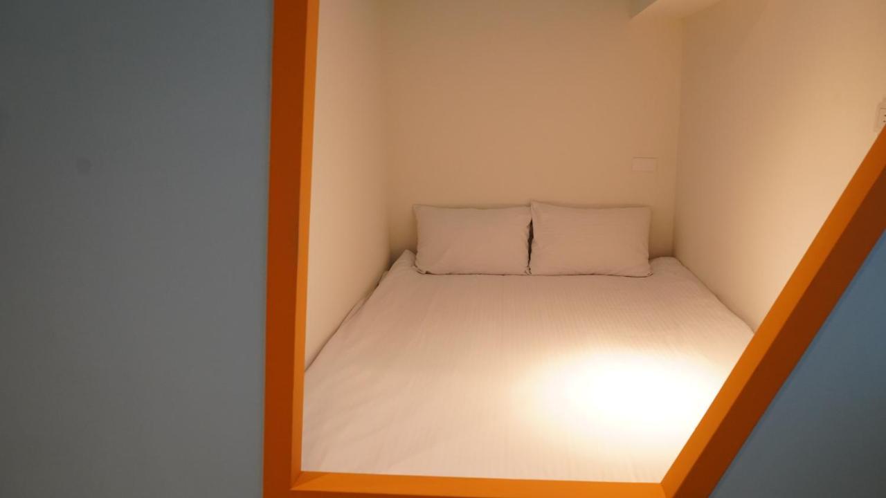 Kaohsiung Time'S Hotell Exteriör bild